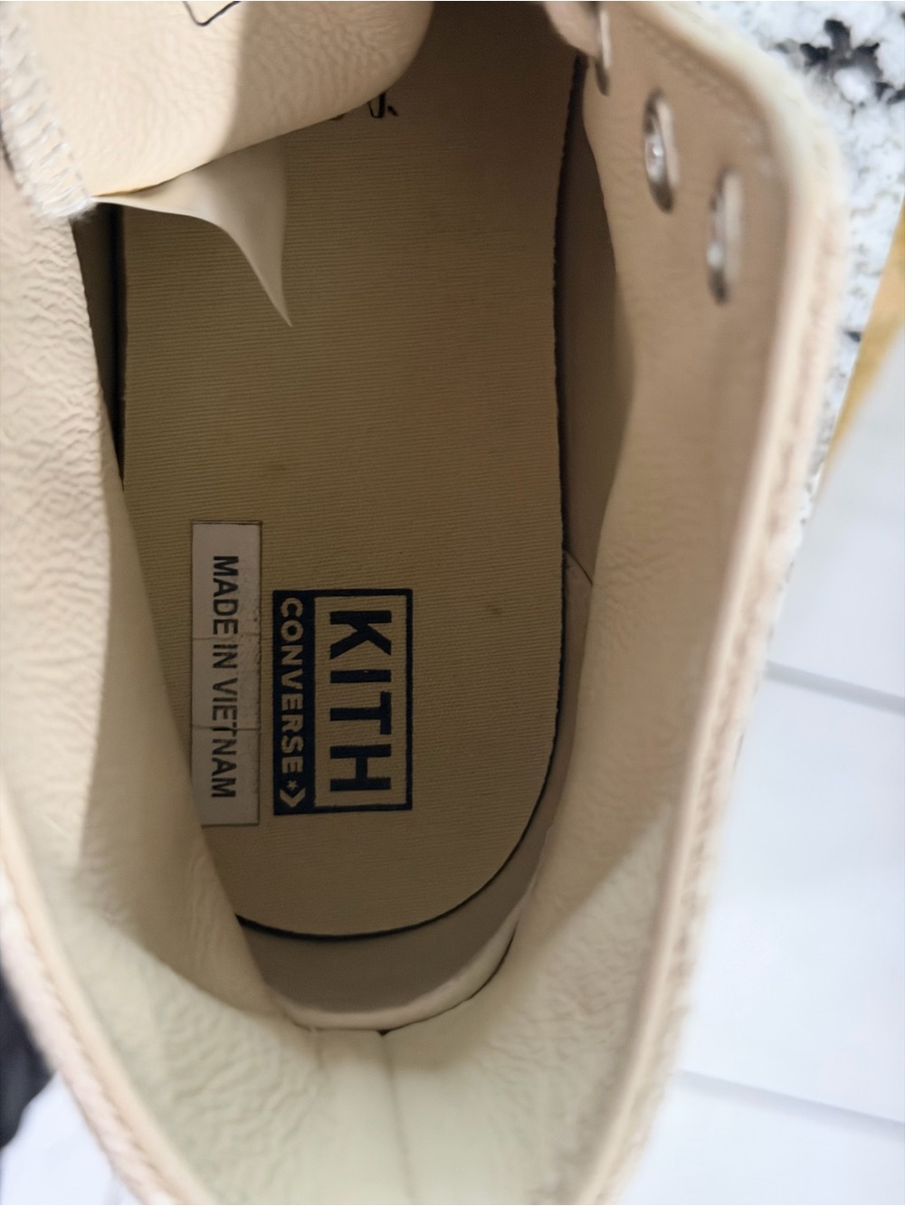Size 9 Mens/11 Womens Converse Kith x Chuck 70 High Natural Monogram - Picture 9 of 9